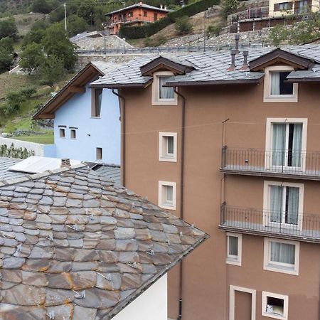 Bhotanica - Ospitalita E Natura Aosta Buitenkant foto